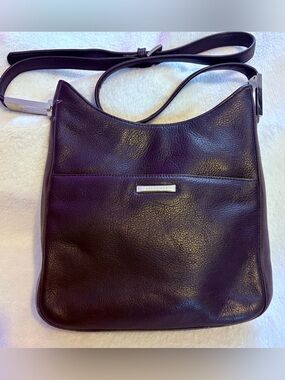 Liz Claiborne Brown  Pebbled Leather Crossbody